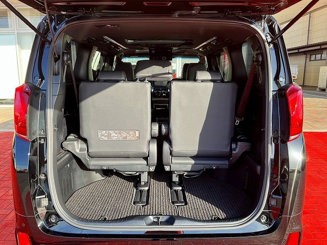 TOYOTA ALPHARD HYBRID 4WD 2022 Image 31
