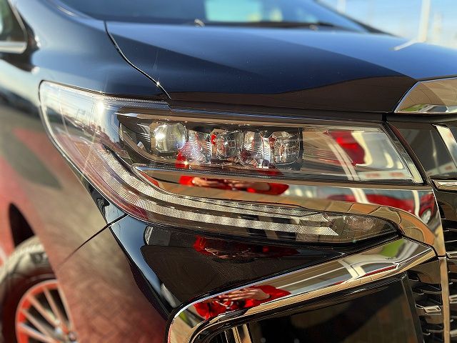 TOYOTA ALPHARD HYBRID 4WD 2022 Image 31