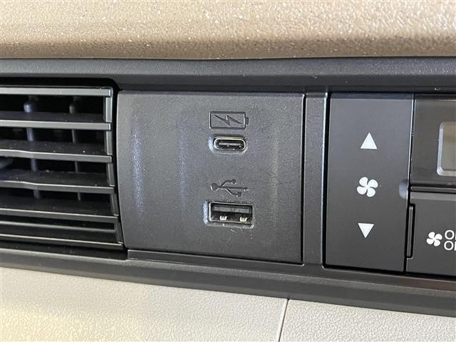 HONDA N BOX 2024 Image 31