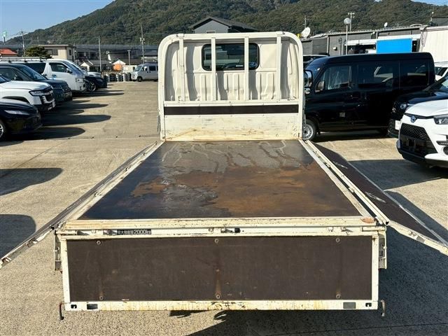 TOYOTA DYNA 2022 Image 31