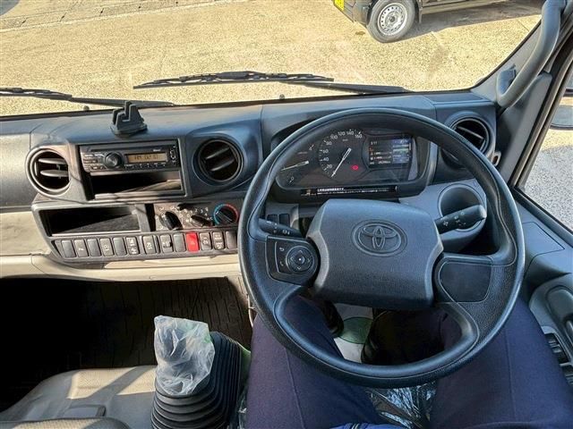 TOYOTA DYNA 2022 Image 31