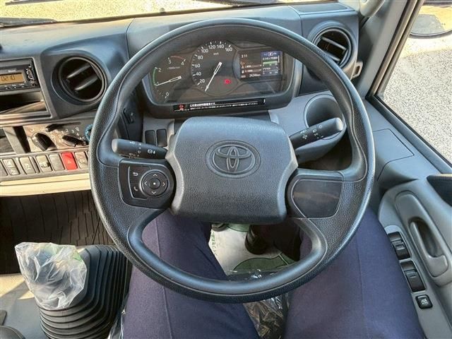 TOYOTA DYNA 2022 Image 31