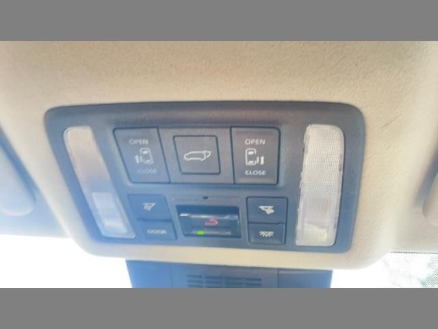 TOYOTA NOAH 4WD 2023 Image 31