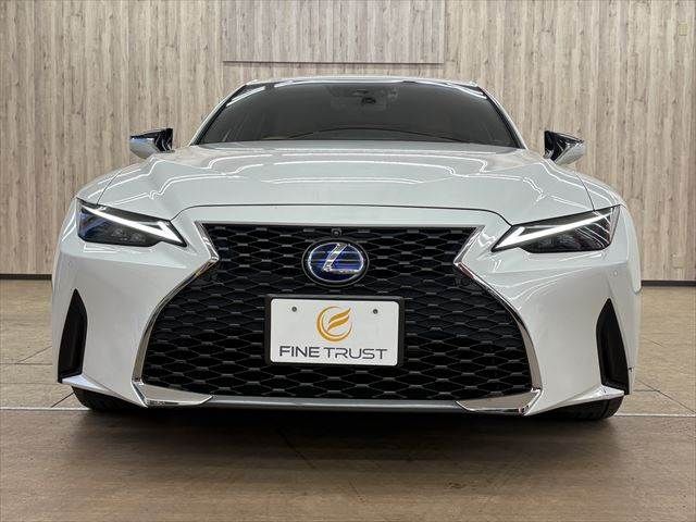 TOYOTA LEXUS IS300H 2020 Image 31