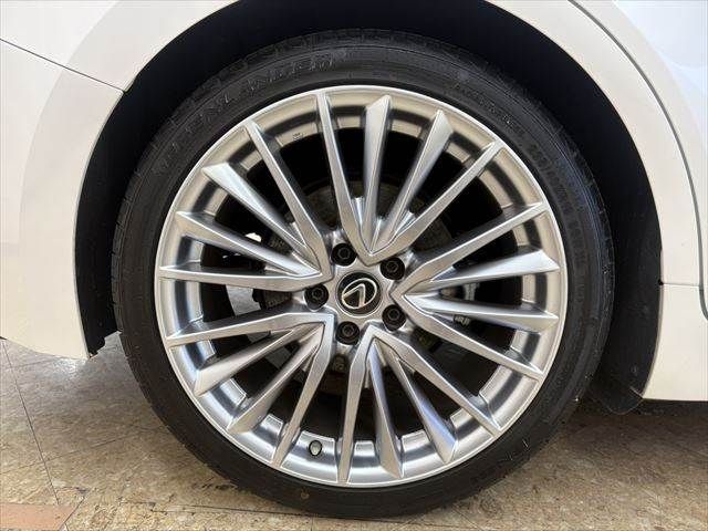 TOYOTA LEXUS IS300H 2020 Image 31