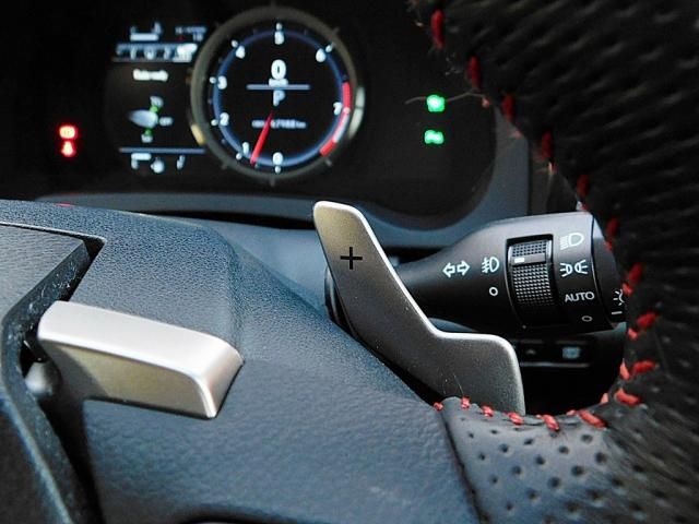 TOYOTA LEXUS RC350 2015 Image 31