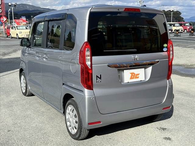 HONDA N BOX 2020 Image 31