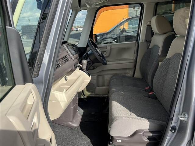 HONDA N BOX 2020 Image 31