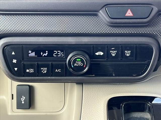 HONDA N BOX 2020 Image 31