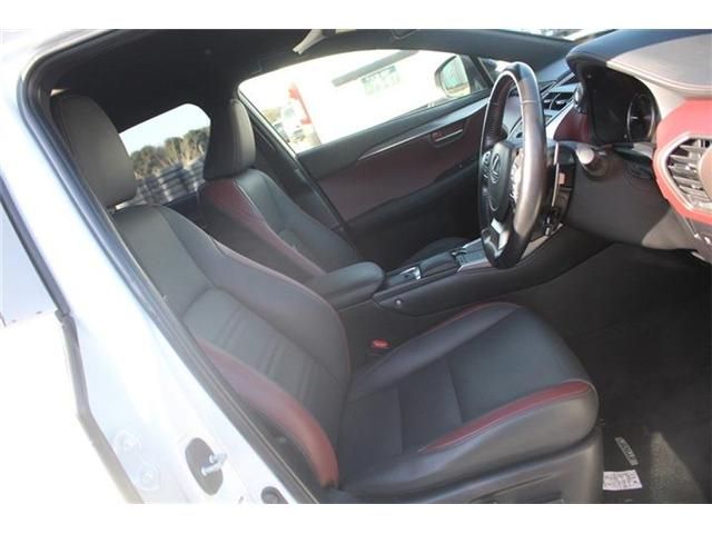 TOYOTA LEXUS NX300H 2021 Image 31