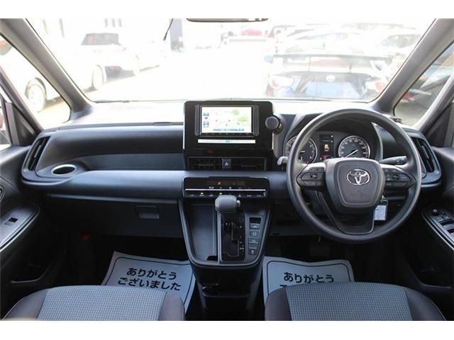 TOYOTA NOAH 2022 Image 31