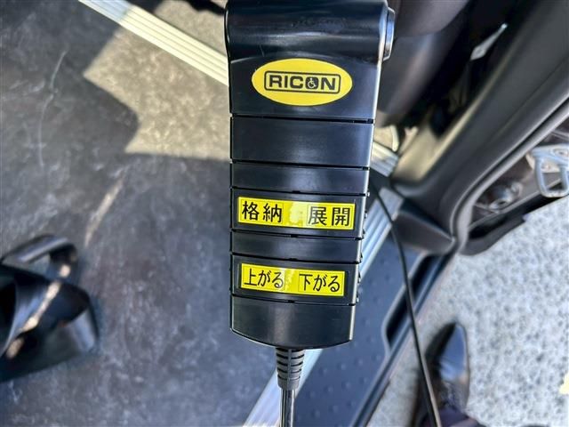 NISSAN SERENA  S-HYBRID 2017 Image 31