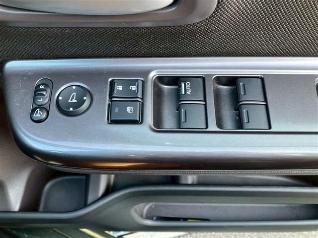 HONDA FREED HYBRID 2023 Image 31