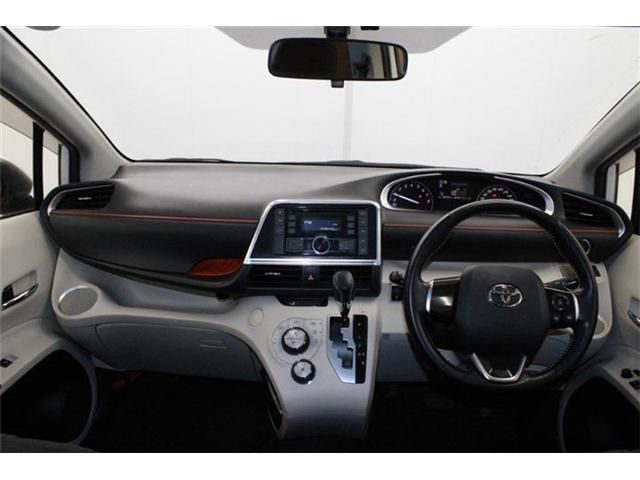 TOYOTA SIENTA 2015 Image 31