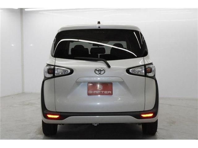 TOYOTA SIENTA 2015 Image 31
