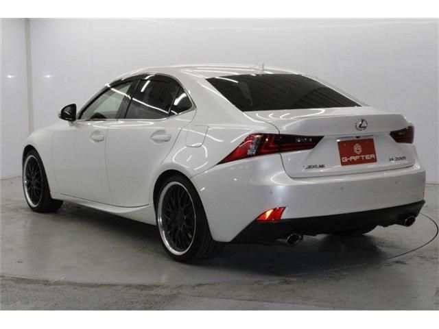 TOYOTA LEXUS IS200T 2015 Image 31