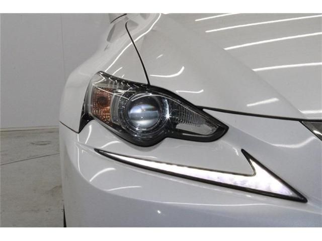 TOYOTA LEXUS IS200T 2015 Image 31