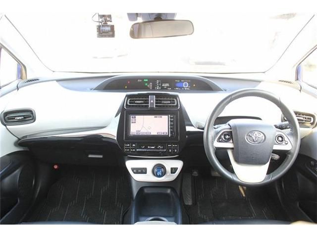 TOYOTA PRIUS 4WD 2016 Image 31