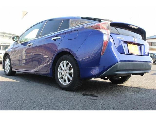 TOYOTA PRIUS 4WD 2016 Image 31