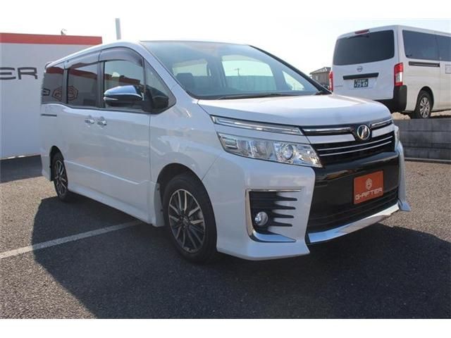 TOYOTA VOXY 2015 Image 31
