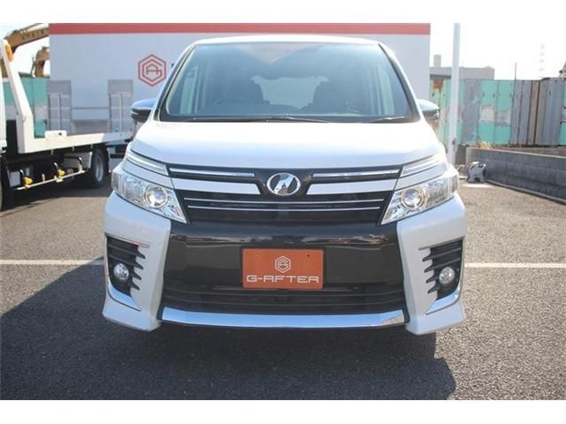 TOYOTA VOXY 2015 Image 31