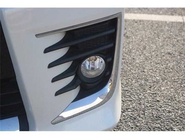 TOYOTA VOXY 2015 Image 31