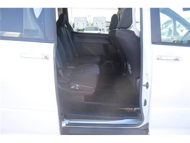 TOYOTA VOXY 2015 Image 31