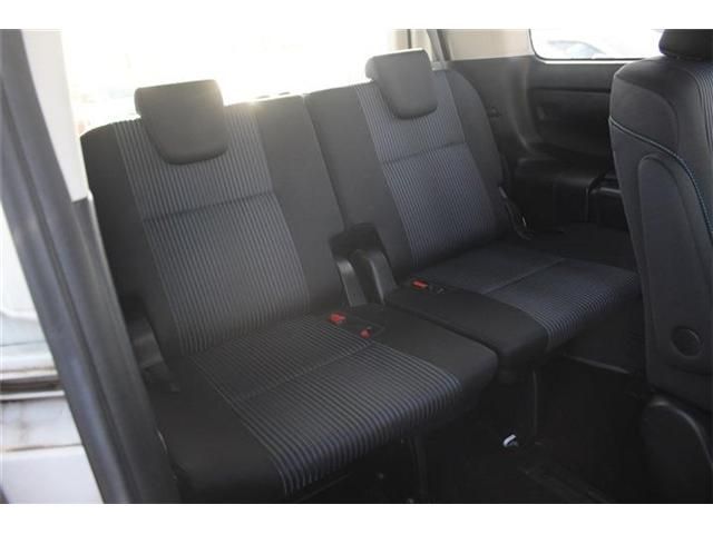 TOYOTA VOXY 2015 Image 31