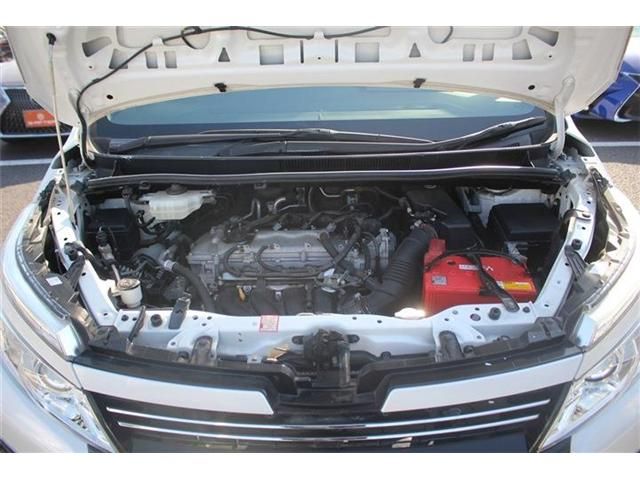 TOYOTA VOXY 2015 Image 31