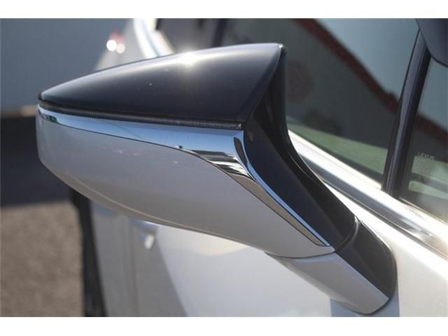 TOYOTA LEXUS UX200 2021 Image 31