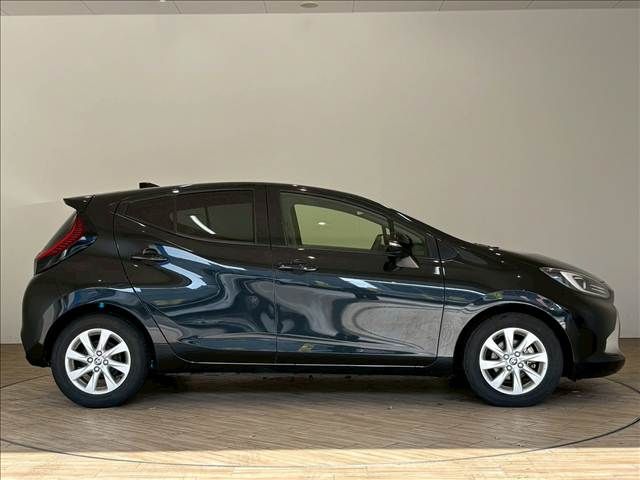 TOYOTA AQUA 2022 Image 31