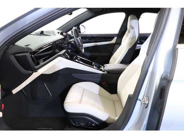 PORSCHE PANAMERA 2024 Image 31