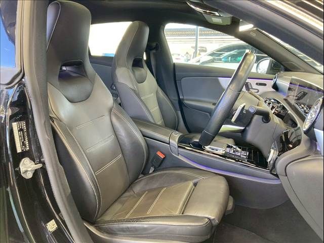 MERCEDES BENZ CLA SH 2019 Image 31