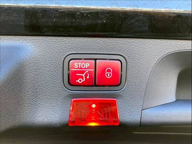 MERCEDES BENZ CLA SH 2019 Image 31