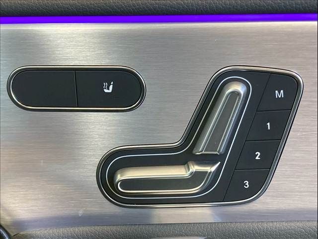 MERCEDES BENZ CLA SH 2019 Image 31