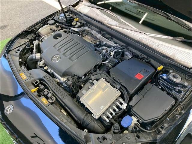 MERCEDES BENZ CLA SH 2019 Image 31