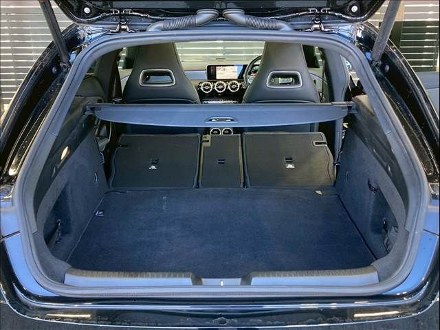 MERCEDES BENZ CLA SH 2019 Image 31