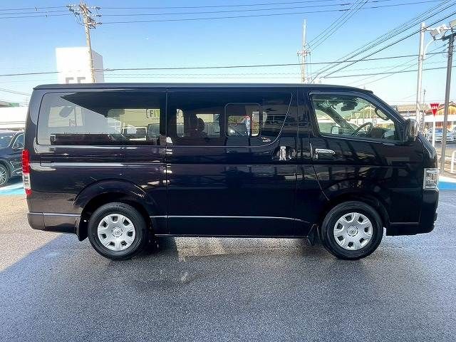TOYOTA HIACE VAN 2WD 2023 Image 31