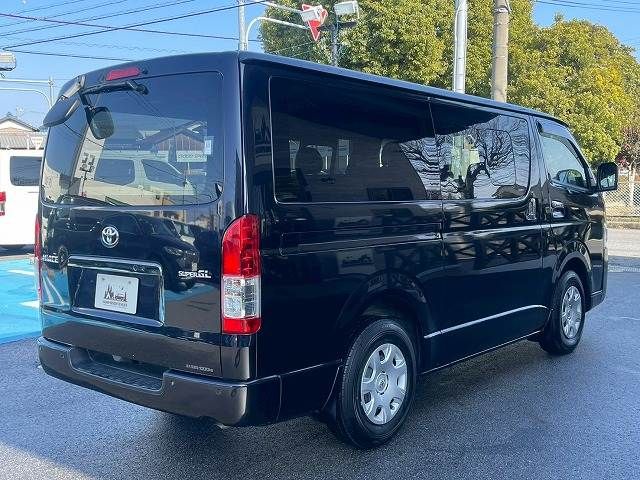 TOYOTA HIACE VAN 2WD 2023 Image 31