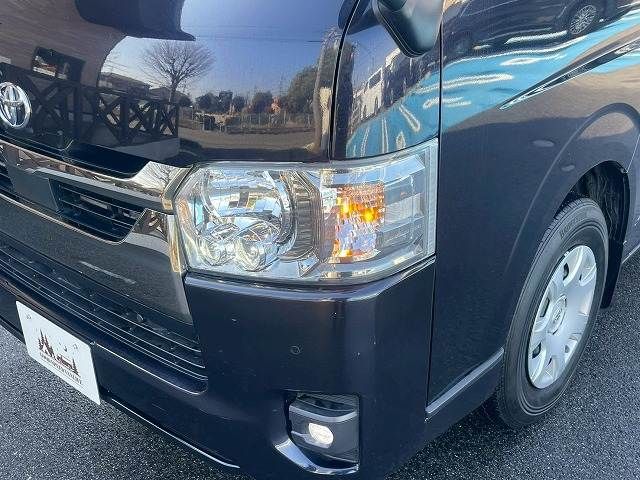 TOYOTA HIACE VAN 2WD 2023 Image 31