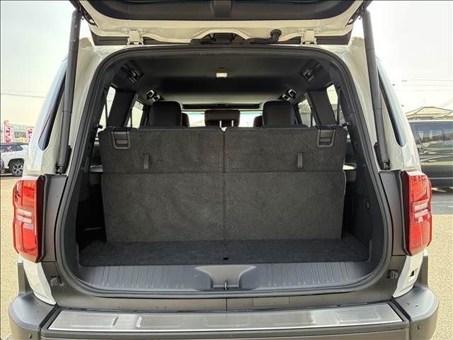 TOYOTA LANDCRUISER 250 2024 Image 31