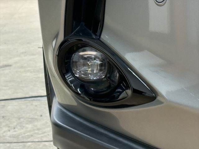 TOYOTA LEXUS UX250H 2018 Image 31