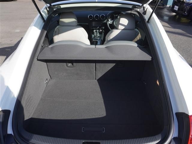 AUDI TT RS COUPE 2012 Image 31