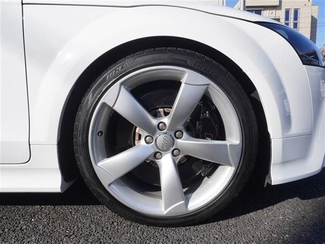 AUDI TT RS COUPE 2012 Image 31