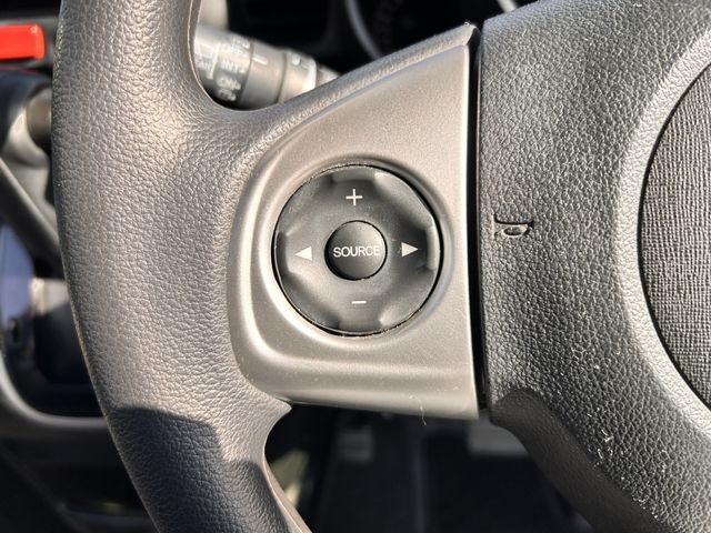 HONDA N BOX 2015 Image 31