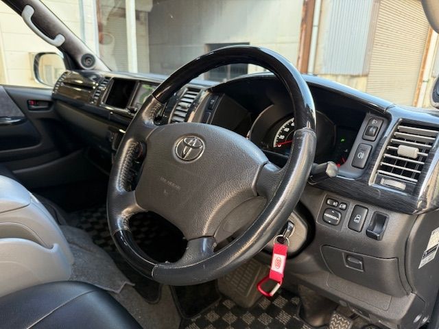 TOYOTA HIACE WAGON 4WD 2007 Image 31