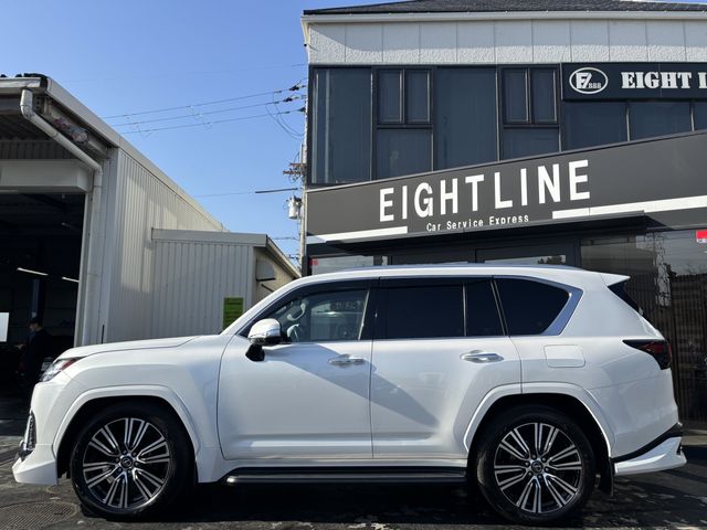 TOYOTA LEXUS LX600 2024 Image 31