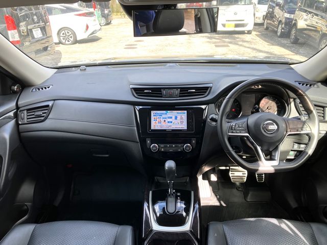 NISSAN X-TRAIL 2WD 2018 Image 31