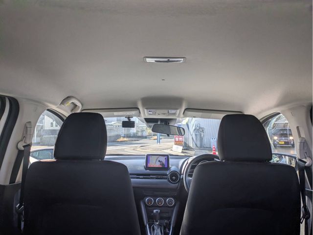 MAZDA DEMIO 4WD 2015 Image 31