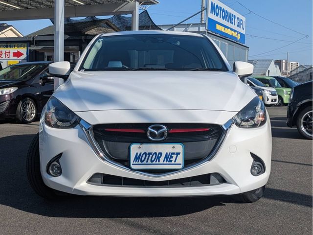 MAZDA DEMIO 4WD 2015 Image 31